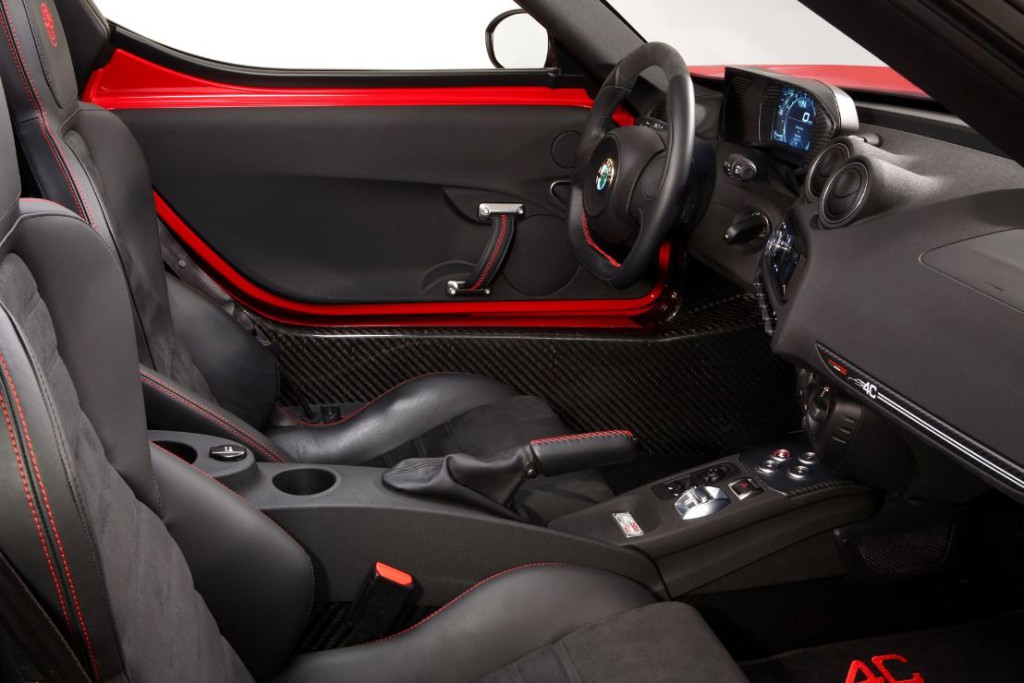 Alfa Romeo 4c inside